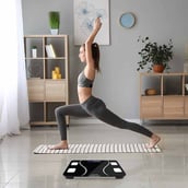 4 - beatXP Fusion Curve Weighing Scale, Black